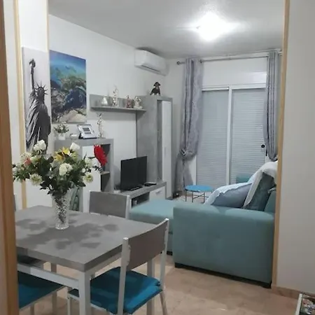 Mer Et Piscine 아파트 또레비에하